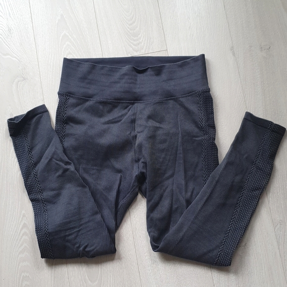 OFFLINE by aerie big chill seamless legging - Picture 4 of 7